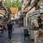 La psychologie du voyage : comment le fait de partir transforme notre perception de soi