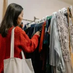 Le retour des tendances vintage : Pourquoi le passé inspire-t-il tant les créateurs modernes ?