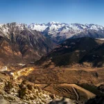 Les montagnes qui « marchent » : exploration des mouvements géologiques